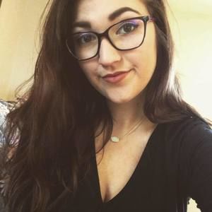 Meet your Posher, Alexis